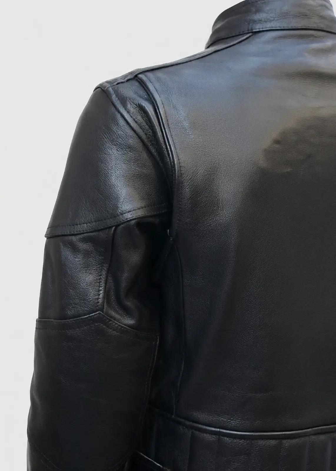 mens-black-zipper-motorcycle-leather-jacket