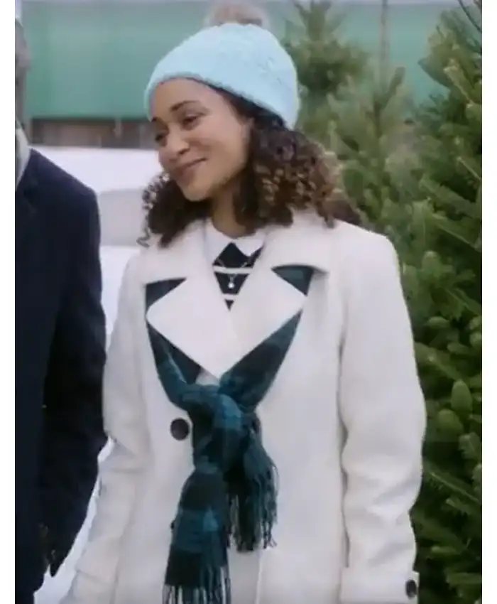Lindura White Coat A Christmas Angel Match