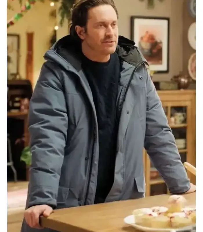 Oliver Hudson A Merry Little Ex-Mas Hooded Jacket