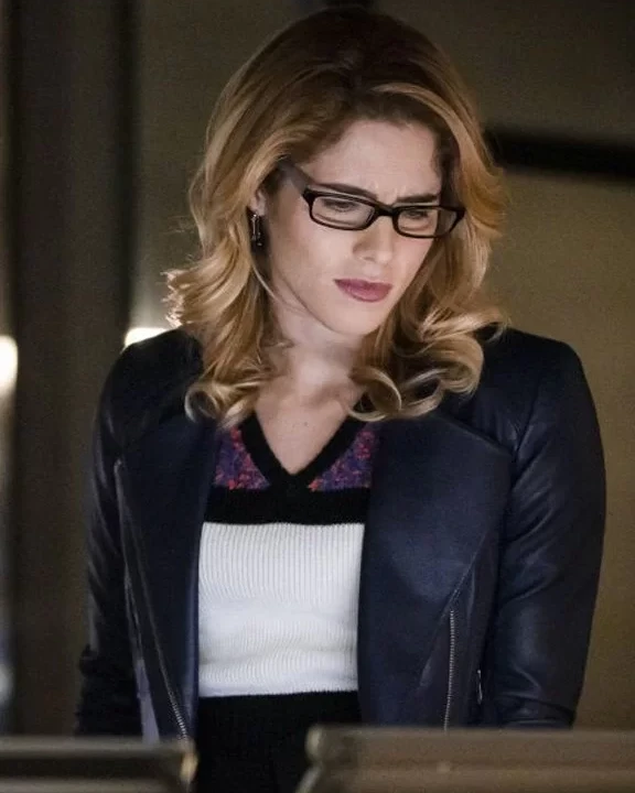Felicity Smoak Blue Leather Zipper Jacket